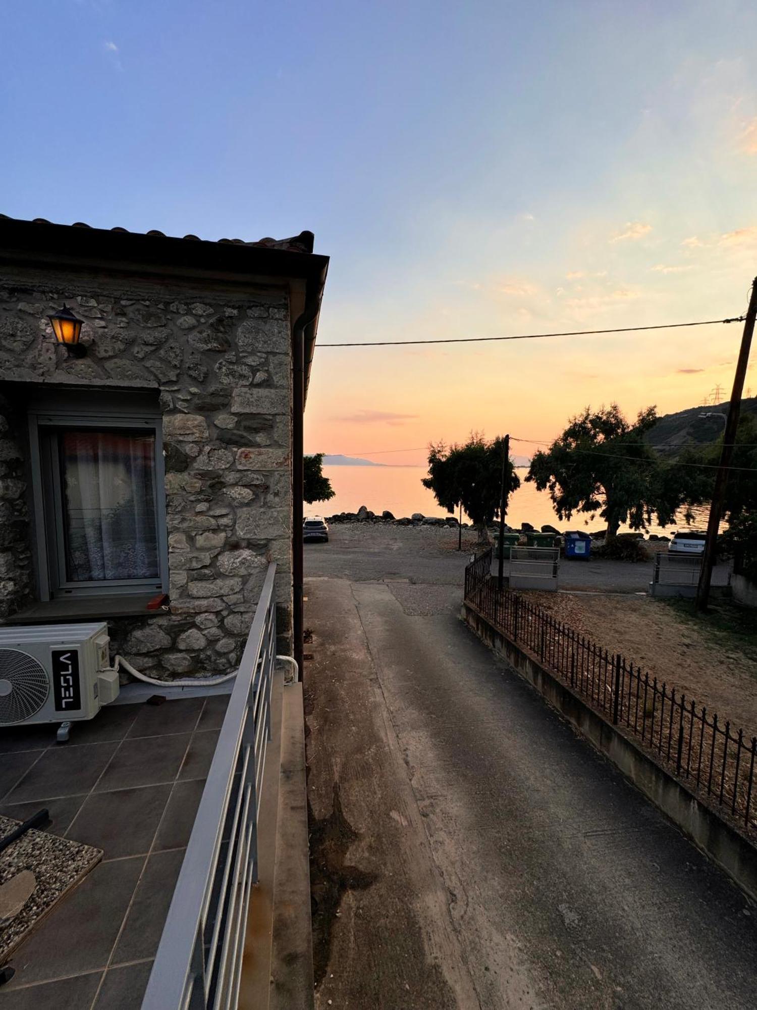 Ianos Maisonette Paralia Sergoulas Extérieur photo